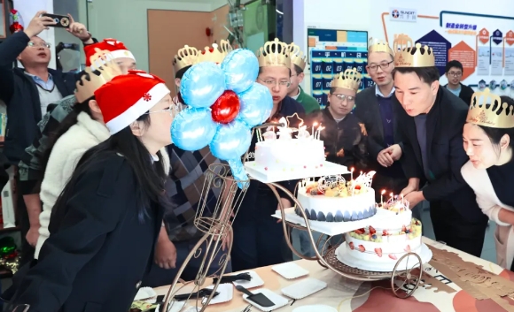 第四季度員工生日會5