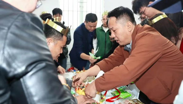 溫情共聚，歲末同歡 —興千田第4季度生日會&圣誕節(jié)日圓滿落幕8